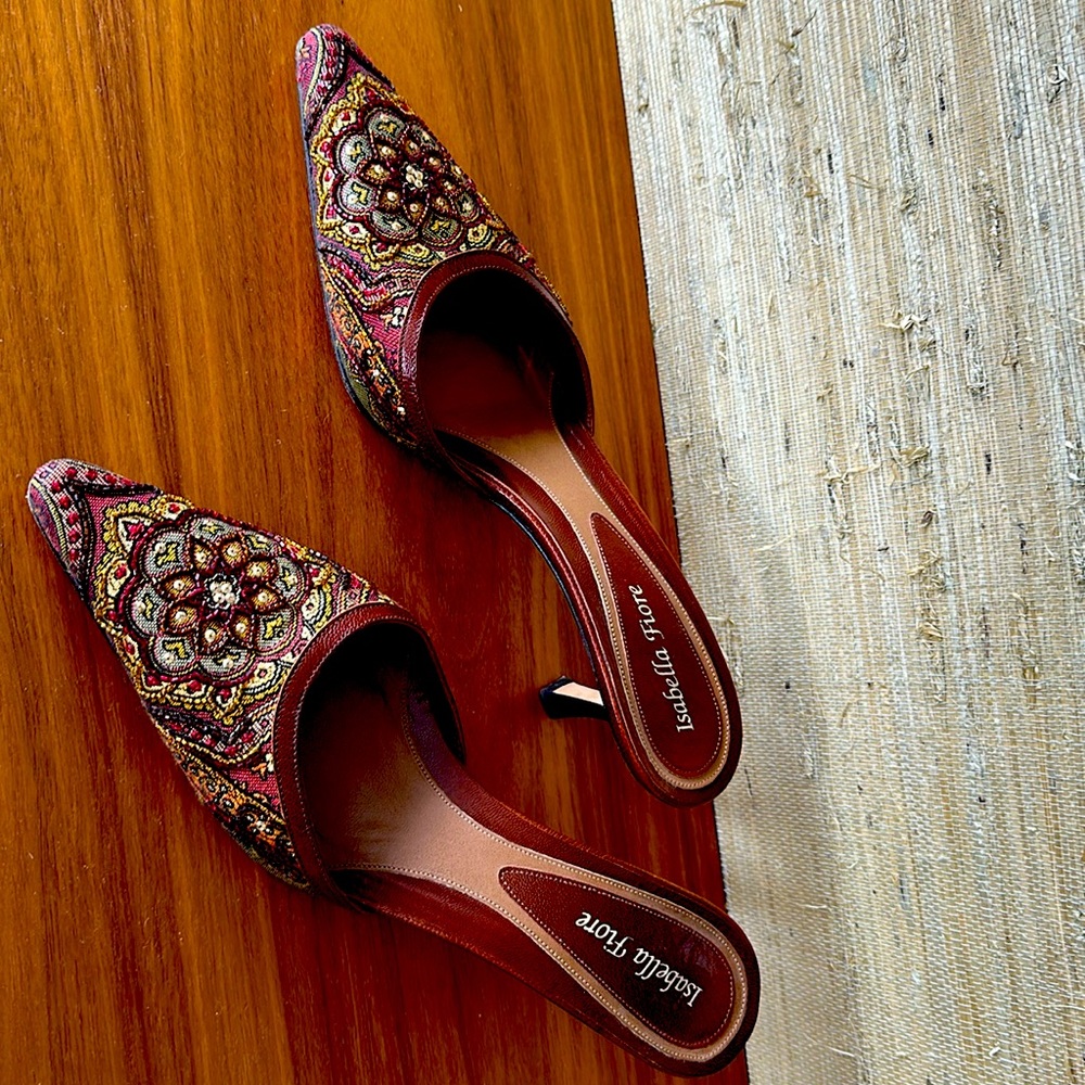 Elegant Isabella Fiore mules leather, sequins and fabric